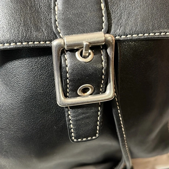 COACH BLACK LEATHER BACKPACK IN EUC - Picture 14 of 17